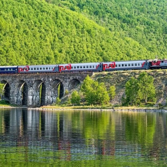Транссибирская магистраль: от Москвы до Владивостока.