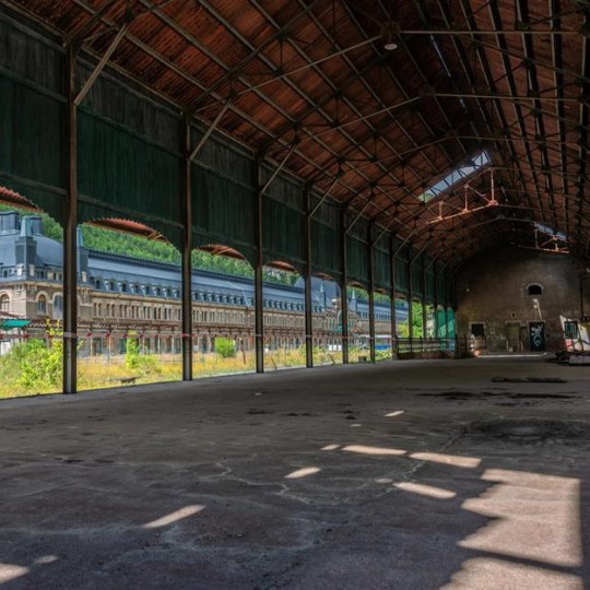 Потрясающие заброшенные вокзалы со всего мира. Часть 1.