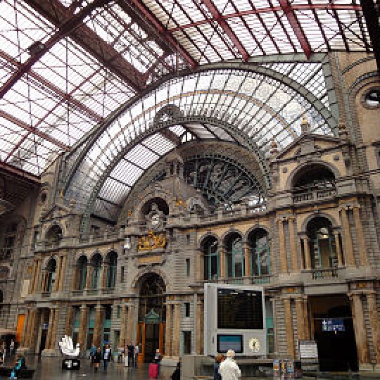 «Железнодорожный собор» или самый красивый вокзал Европы.